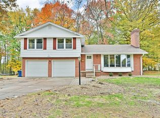 6845 Katahdin Dr, Poland, OH