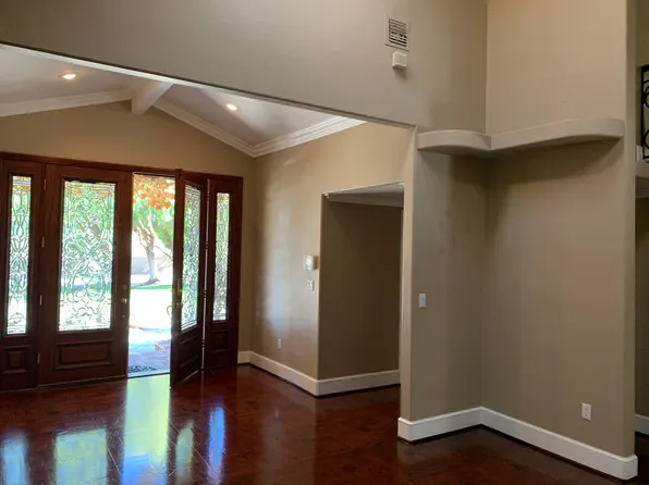 4008 Crown Ranch Rd, Corona, CA 92881