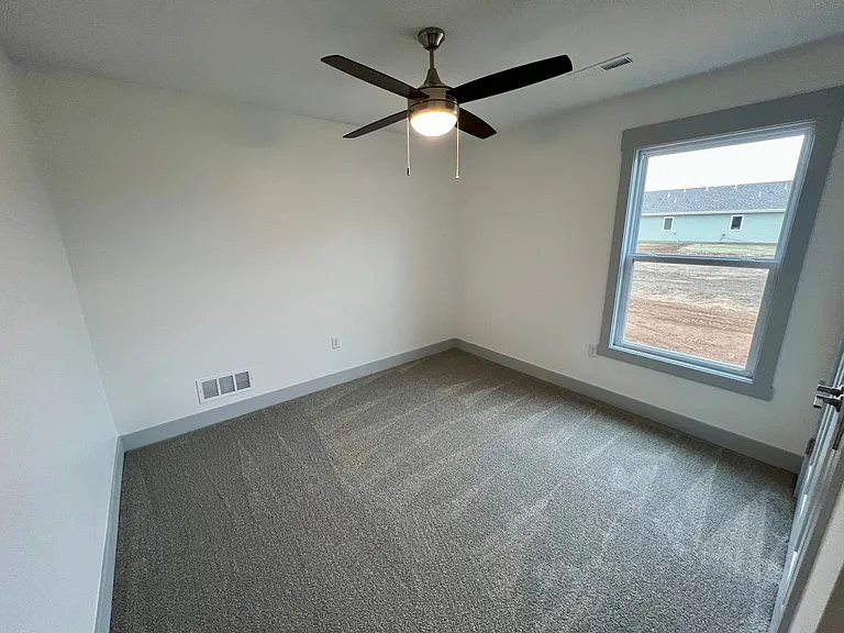 4650 Pierce Dr — Photo 23