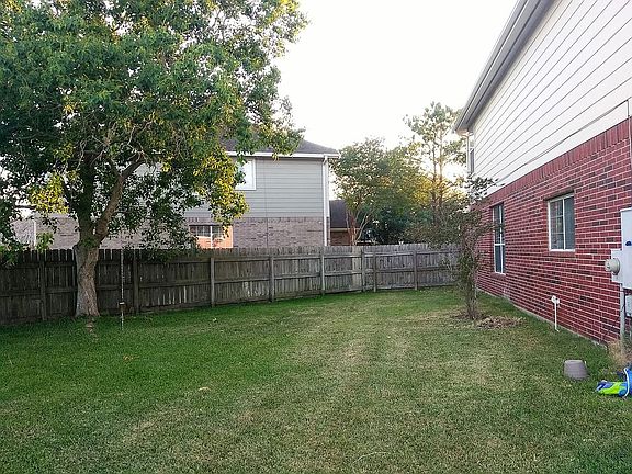4th image of 16503 Nightingale Falls Ct