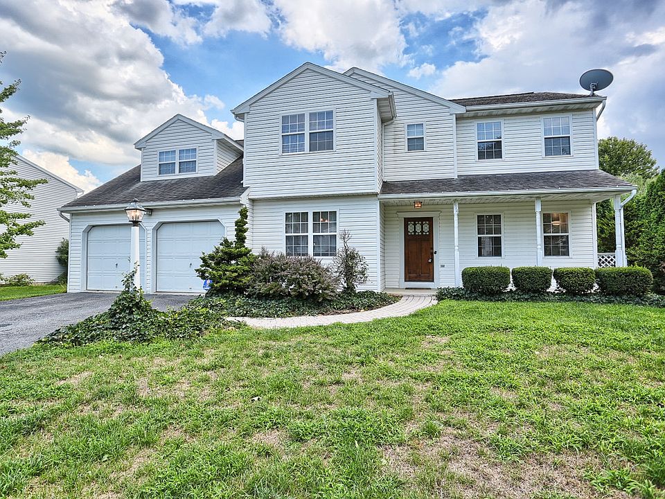 1st image of 114 Spirit Ct