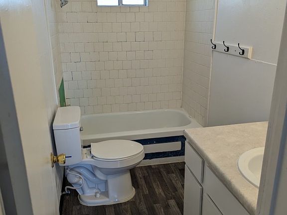 3rd image of 610 Garden St