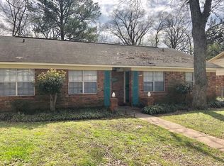 2003 20th St, Northport, AL 35476