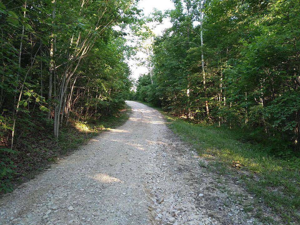 2nd image of 1237 E High Rock Rd