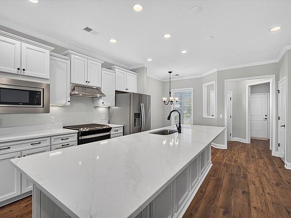 2nd image of 214 Garden Gate Way