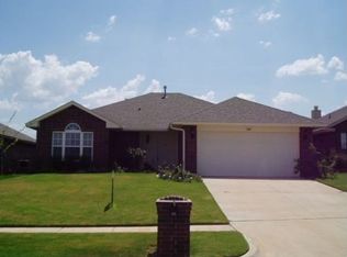 200 Tecumseh Ridge Rd, Norman, OK 73069