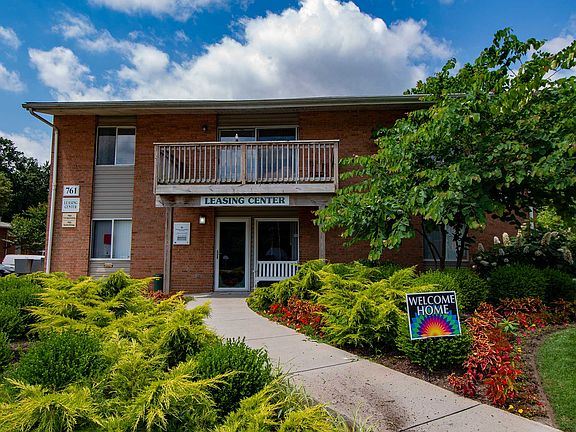 Harper's Landing Apartments Buildings Landscaping