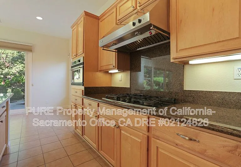 1143 Bevinger Dr — Photo 16