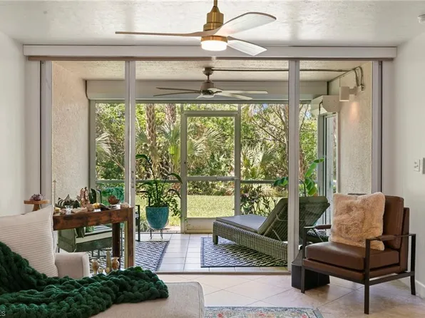 15171 Cedarwood LN #3105, NAPLES, FL 34110