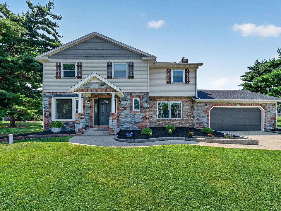 1st image of 12015 Peacock Cir