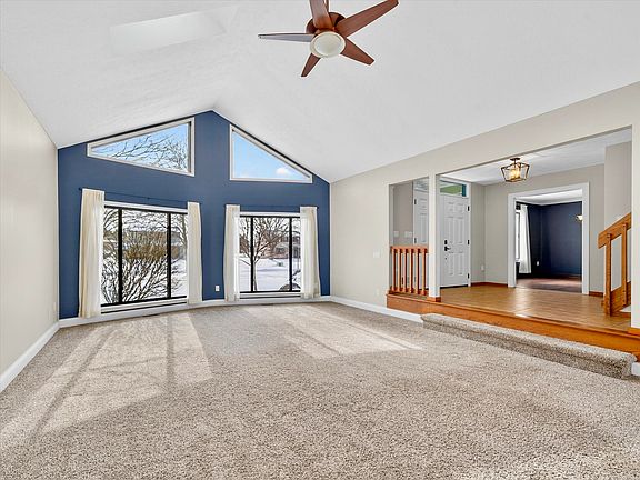 Huge great room with cathedral ceiling