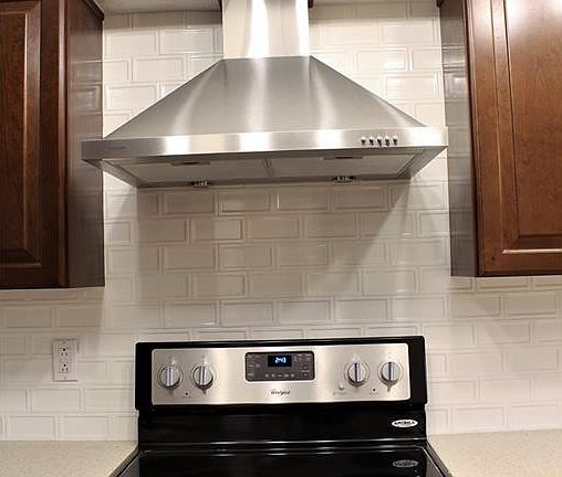 3rd image of 400 Bibby St Unit 1