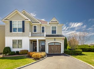 1201 High Pond Ln, Southampton, NY 11968