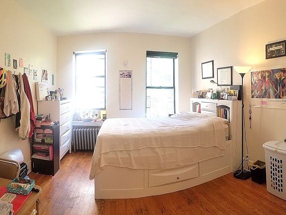 3rd image of 129 W 128th St APT 3D
