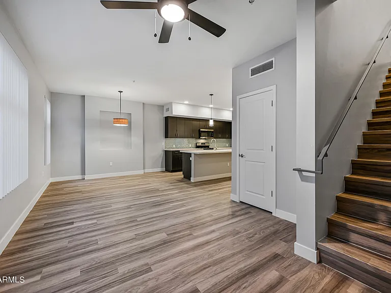 1023 W 5th St #1025 — Photo 11