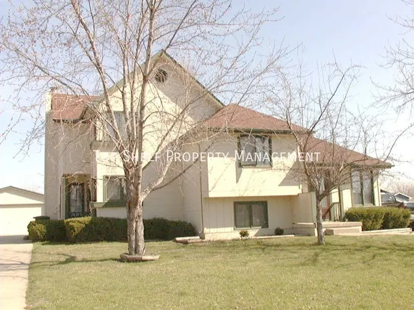 1025 6th St NW, Altoona, IA 50009