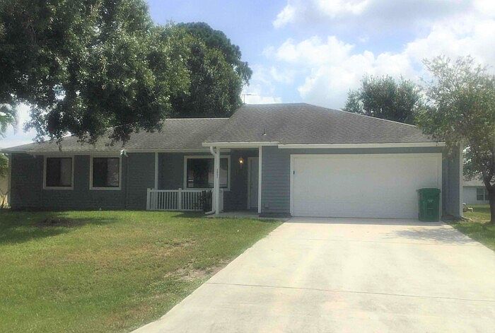 1st image of 4051 SW Balleto St