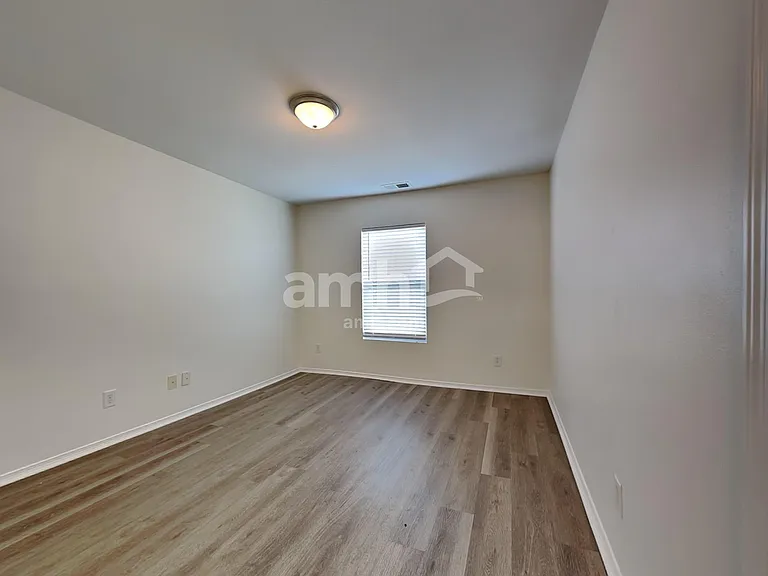 9023 Newfield St — Photo 8