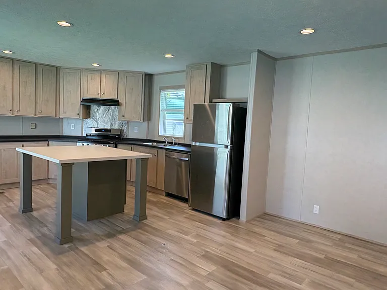 286 Pipers Ln — Photo 1