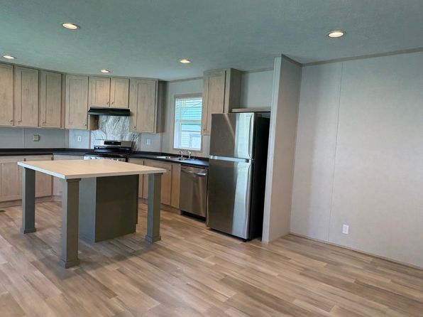 286 Pipers Ln