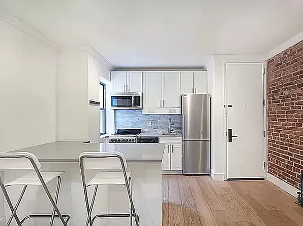 401 E 50th St APT 4A, New York, NY 10022