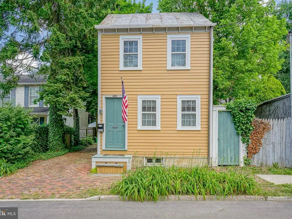 315 Willow St, Bordentown, NJ 08505