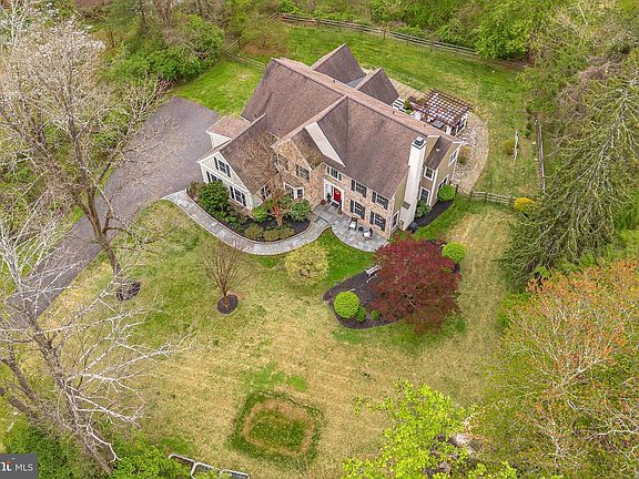 5th image of 258 New Darlington Rd