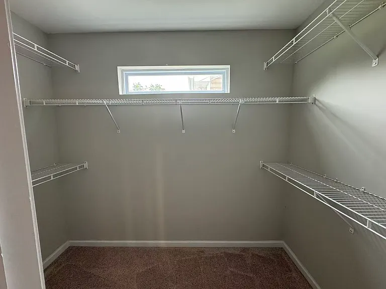 218 Harvest Glen Ln — Photo 8