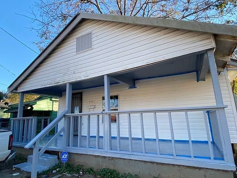 Large front porch