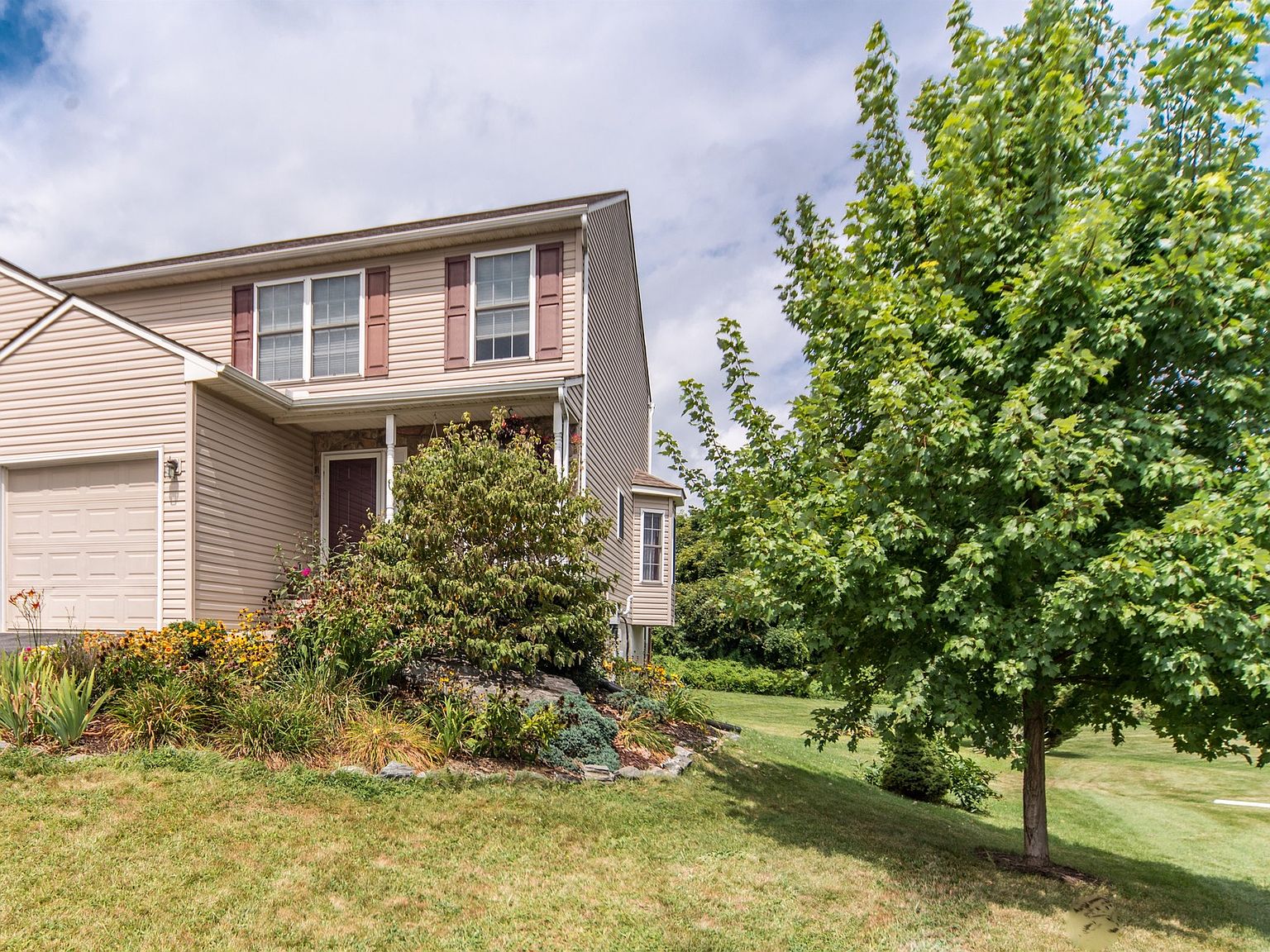 1096 Sterling Pl, Lancaster, PA 17603 Zillow