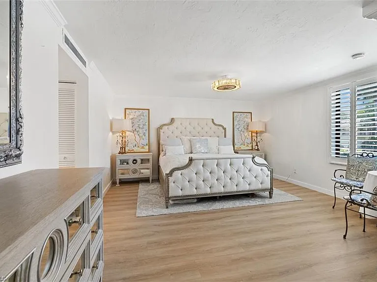 1400 Blue Point Ave #104 — Photo 12