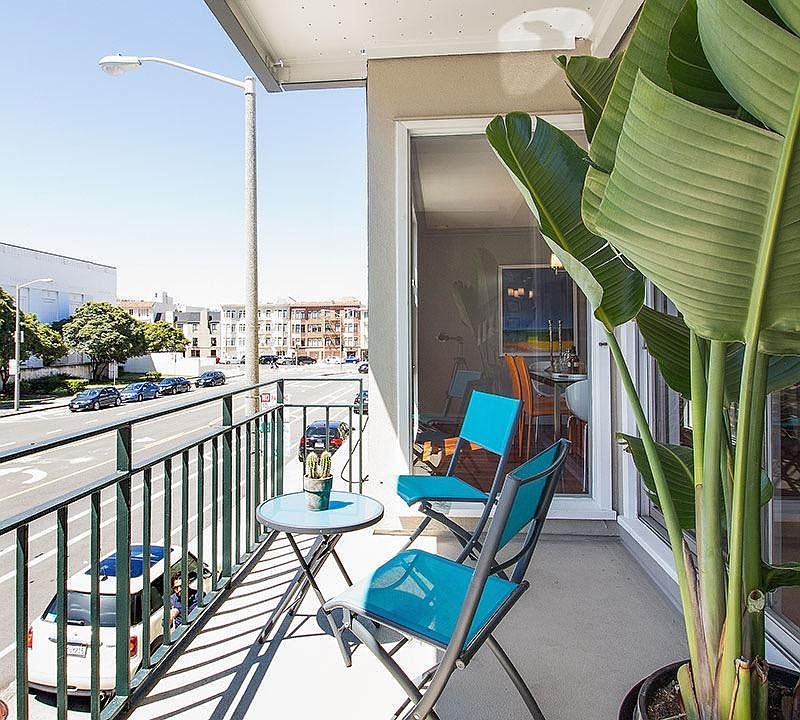1st image of 1734 Bay St APT 101