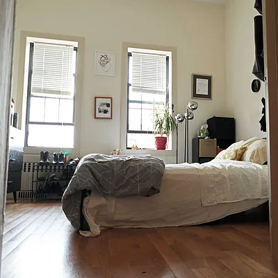 Rented by Nooklyn NYC LLC | media 45