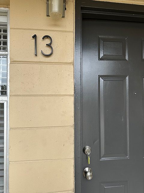 1st image of 1025 S Ohio Ave APT 13
