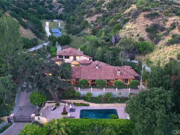 905 Crescent Dr, Monrovia, CA 91016
