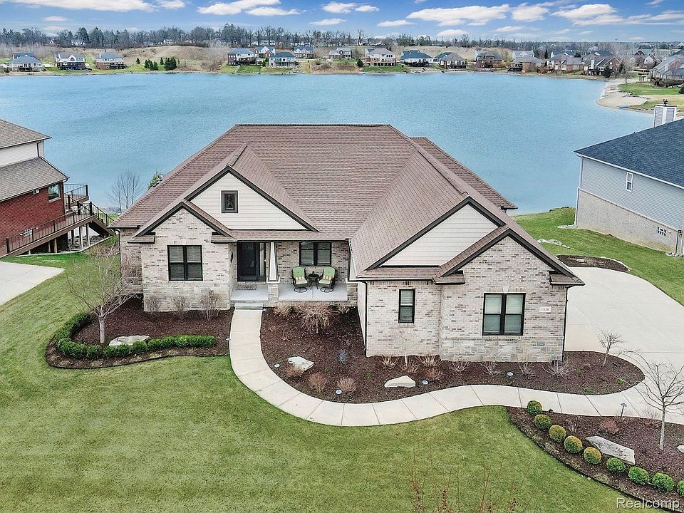 1st image of 1420 Glass Lake Cir