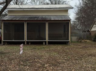 812 Avery St, Cleveland, MS 38732