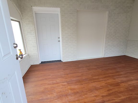 2nd image of 5016 Springfield Ave
