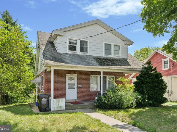 404 W Court St, Doylestown, PA 18901