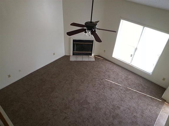 2nd image of 541 Lidian Ct