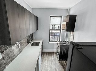 347 McDonald Ave APT B2, Brooklyn, NY 11218