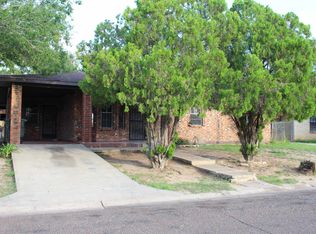 408 N Espana Dr, Laredo, TX 78043