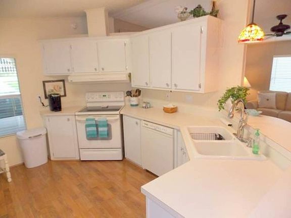 4th image of 36322 Arbor Oaks Dr