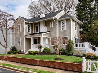 227 N Edgewood St, Arlington, VA 22201