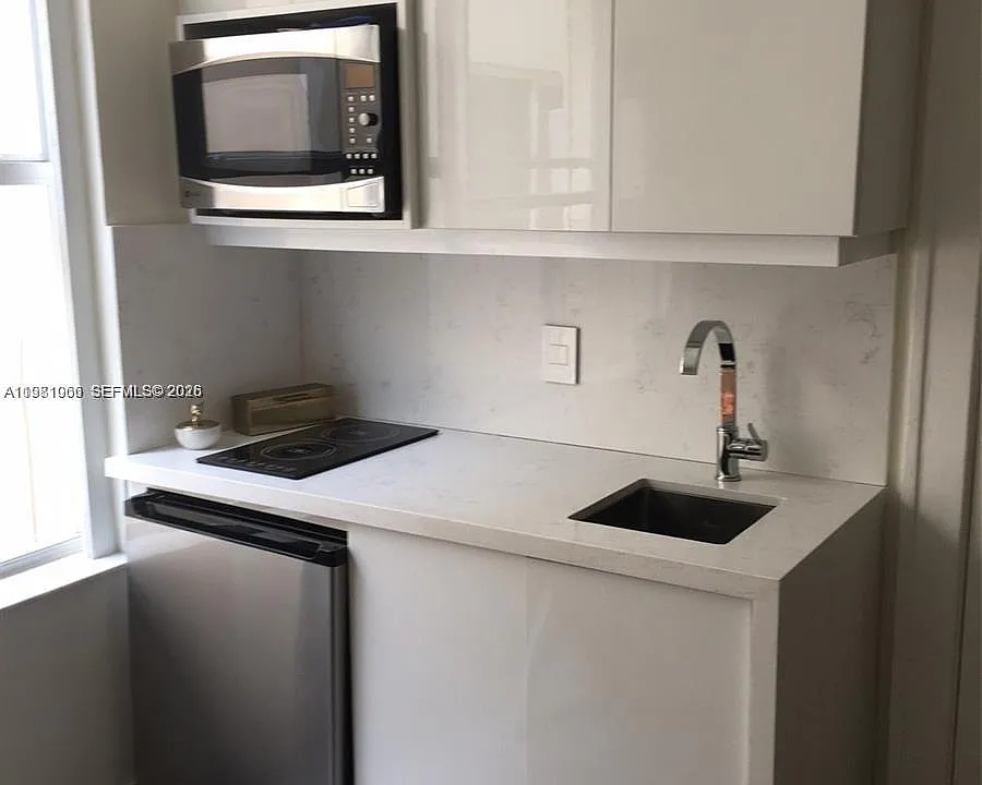 119 Menores Ave #8A