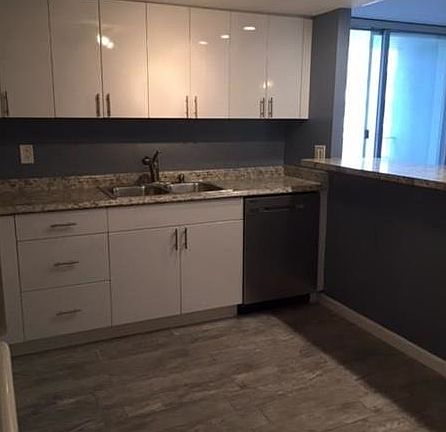 2nd image of 16570 NE 26th Ave APT 4D