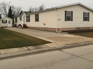 57609 Old Red Ln, New Haven, MI 48048