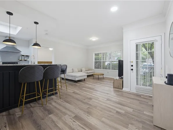 2700 Pine Tree Rd NE Unit 2112, Atlanta, GA 30324