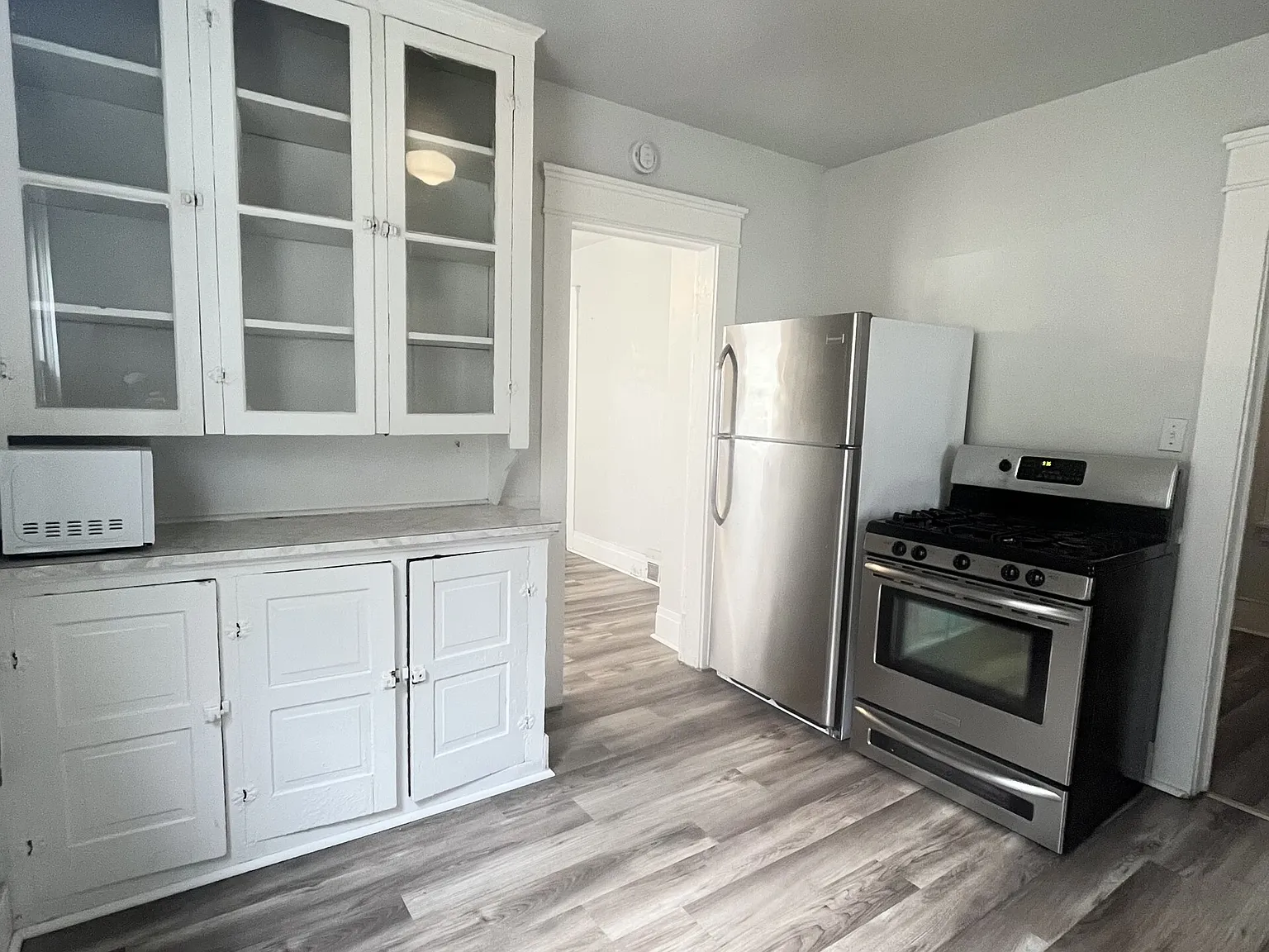 2099 Niagara Street - 1 — Photo 2