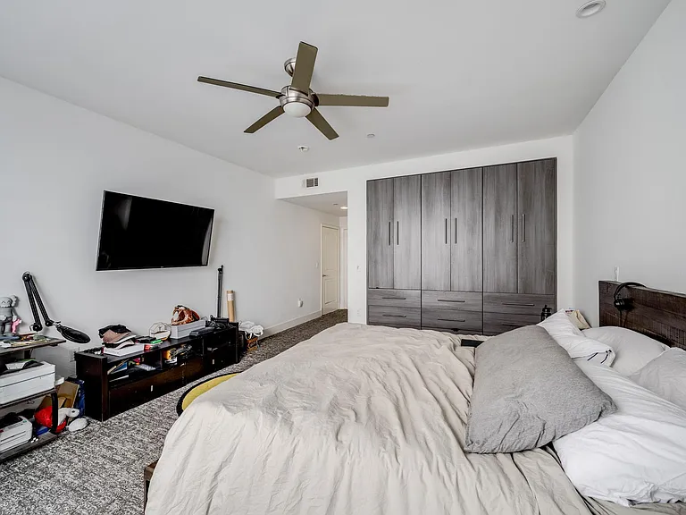 1411 N Detroit St #305 — Photo 7